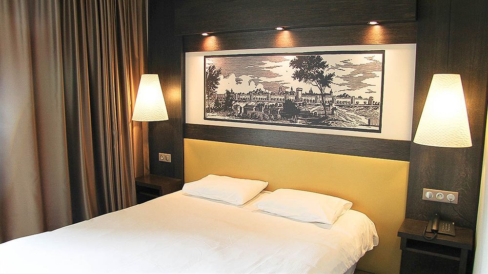 Le Safari Hotel Restaurant Carpentras Bagian luar foto